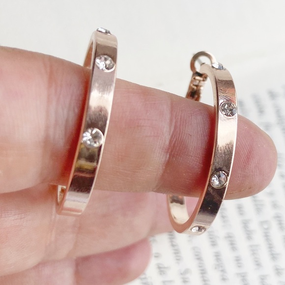 Rose gold diamond medium pave luxury hoop earrings - Picture 2 of 6